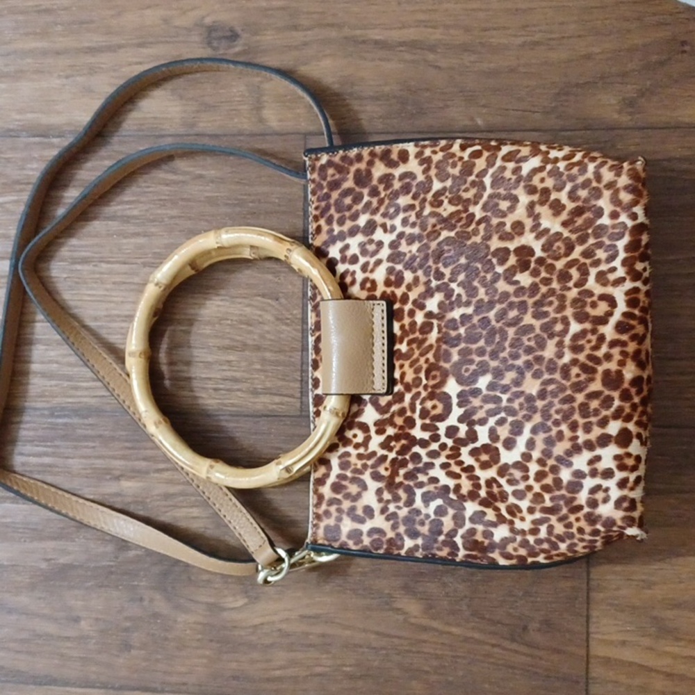 Vince Camuto leather crossbody bag - Picture 4 of 5